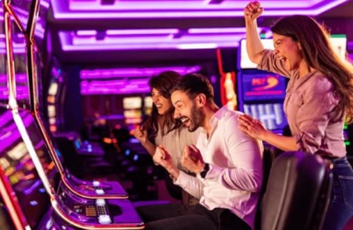 goood88 App ဖြင့် Myanmar National League ဘောလုံး Esports Sportsbook ကစားနေသောမြန်မာ ကစားသမားများ